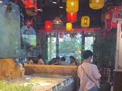 -头上红煨盐鸡·非遗院子餐厅