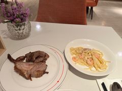 -鲜艳西餐厅(衡山路十二号华邑店)