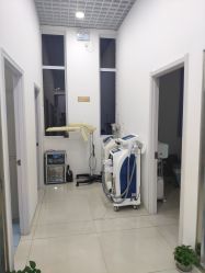 -苗方清颜专业祛痘