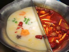 -湊湊火锅·茶憩(打浦桥日月光店)