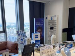 -三目眼镜·蔡司视觉合作店(青浦宝龙店)