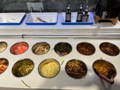 自助取餐区-红辣椒陶氏丝娃娃(南国花锦店)