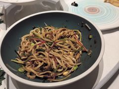 -贝勒爷·酥不腻烤鸭