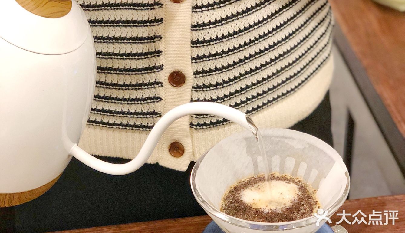 新店|发现一家低调的日系治愈感咖啡馆