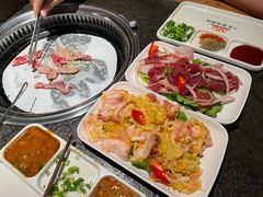 酸菜五花肉-一家东北烤肉(华大店)