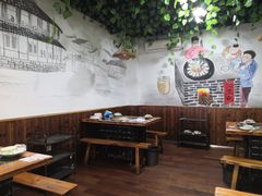 大堂-三里屯土灶炖公鸡地锅鸡(江东店)