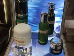 -日上免税行(浦东机场五店)