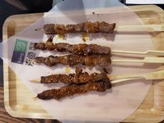 -夯鱼烤鱼·尔滨地标美食(中央商场店)