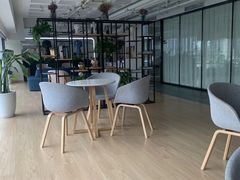 -威克健身游泳(万菱汇店)
