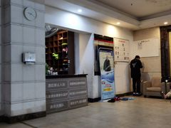 -菲鱼体育恒温游泳馆(中海名城店)