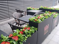 -The Habit Burger Grill 哈比特汉堡(世博店)