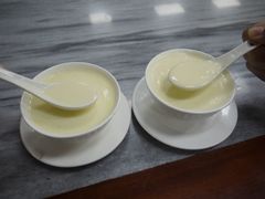 凤凰奶糊和家乡奶糊-沙湾姜撞奶甜品店(昌岗中路店)