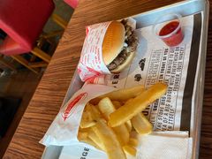 -FATBURGER 特富客汉堡(外交公寓店)