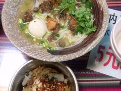 -88号小吃店·经典云南菜·地道纳西美食