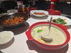 -千百味红餐厅·江西菜(绿地双子塔店)