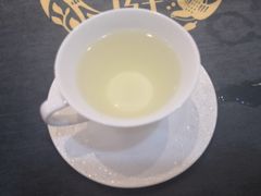 -燕庭·纯燕窝·甜品下午茶(南京西路店)