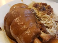 猪脚面线-阿水狮猪脚大王(台中公园店)