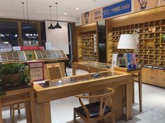 -宝丽眼镜(湖墅店)