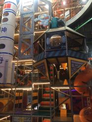 -嗨翻Hi-Fun竞技主题乐园·蹦床团建生日聚会(五棵松华熙店)