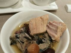 炖乌鸡-尚一汤·粤菜海鲜(环球港店)