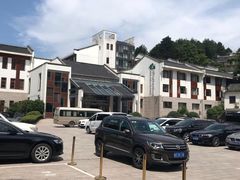 -九华山聚龙大酒店