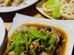 -臻鲜燕海鲜融合餐厅(金陵style店)
