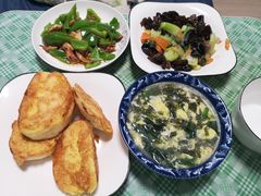 -爱月宝月嫂·育儿嫂(哈尔滨总店)