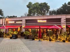 门面-BROWNSTONE布朗石西班牙餐厅(富城店)