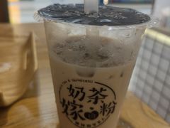 -南门金峰辣子鸡·玩串串(昌发展万科广场店)