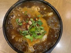 -三鞭一花·独一处·元英砂锅(海光寺店)