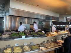 -荣誉国际酒店-云顶旋转餐厅