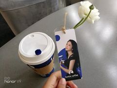 -瑞幸咖啡(艺树家工场店)