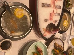 -泓炙颐凤鲜海鲜火锅料理(桐乡店)