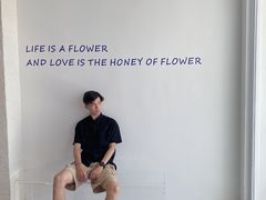 -Blue Concept Cafe&Farm·關於藍