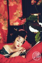 点击看大图 -持熹光年写真体验馆