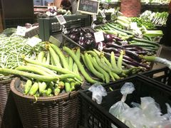 -中百仓储超市有限公司(越秀星汇维港店)