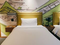 -西安钟楼北大街希尔顿欢朋酒店