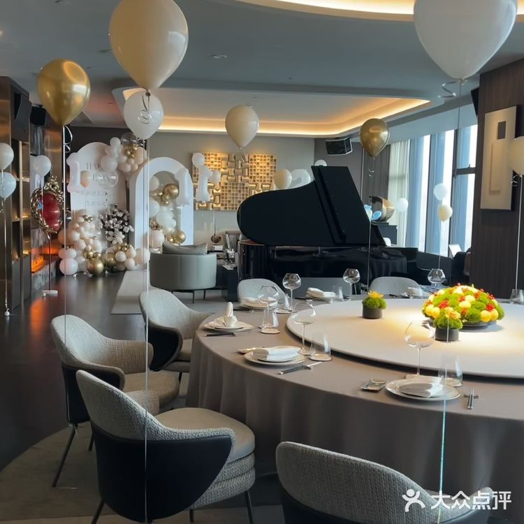 重庆居然会有这么浪漫高级的餐厅⚠️