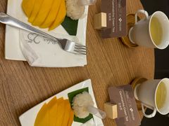 -Let’s Relax Spa(Terminal 21 Asok)