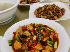 -湘里湘亲饭店(闸坡店)