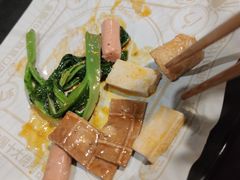 -何师烧烤·香辣蟹·川菜·30年老品牌(太古里旗舰店)