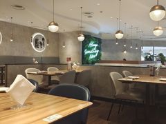 大堂-必胜客(中大银泰店)