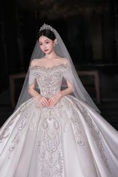 -欣薇婚纱(新源乐汇城店)