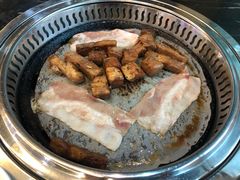 猪肉和牛肉粒-爱尚客韩式烤肉自助餐厅(海口京华城店)