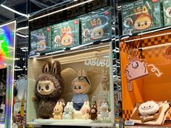 -泡泡玛特POPMART(侨福芳草地店)