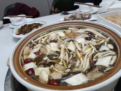 -土连锅·现熬养生汤锅(梁家巷店)