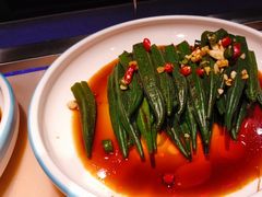 -芝小官毛肚火锅海鲜自助(苏州吴江区万宝店)