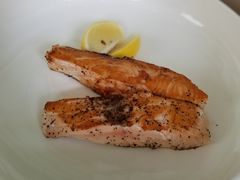 煎挪威三文鱼-Green Option(官舍店)