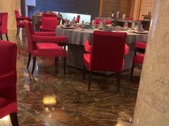 -粤尚腾香居中餐厅(首都机场希尔顿店)