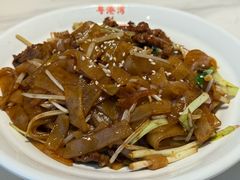 -粤港湾砂锅粥·宵夜(宝龙店)